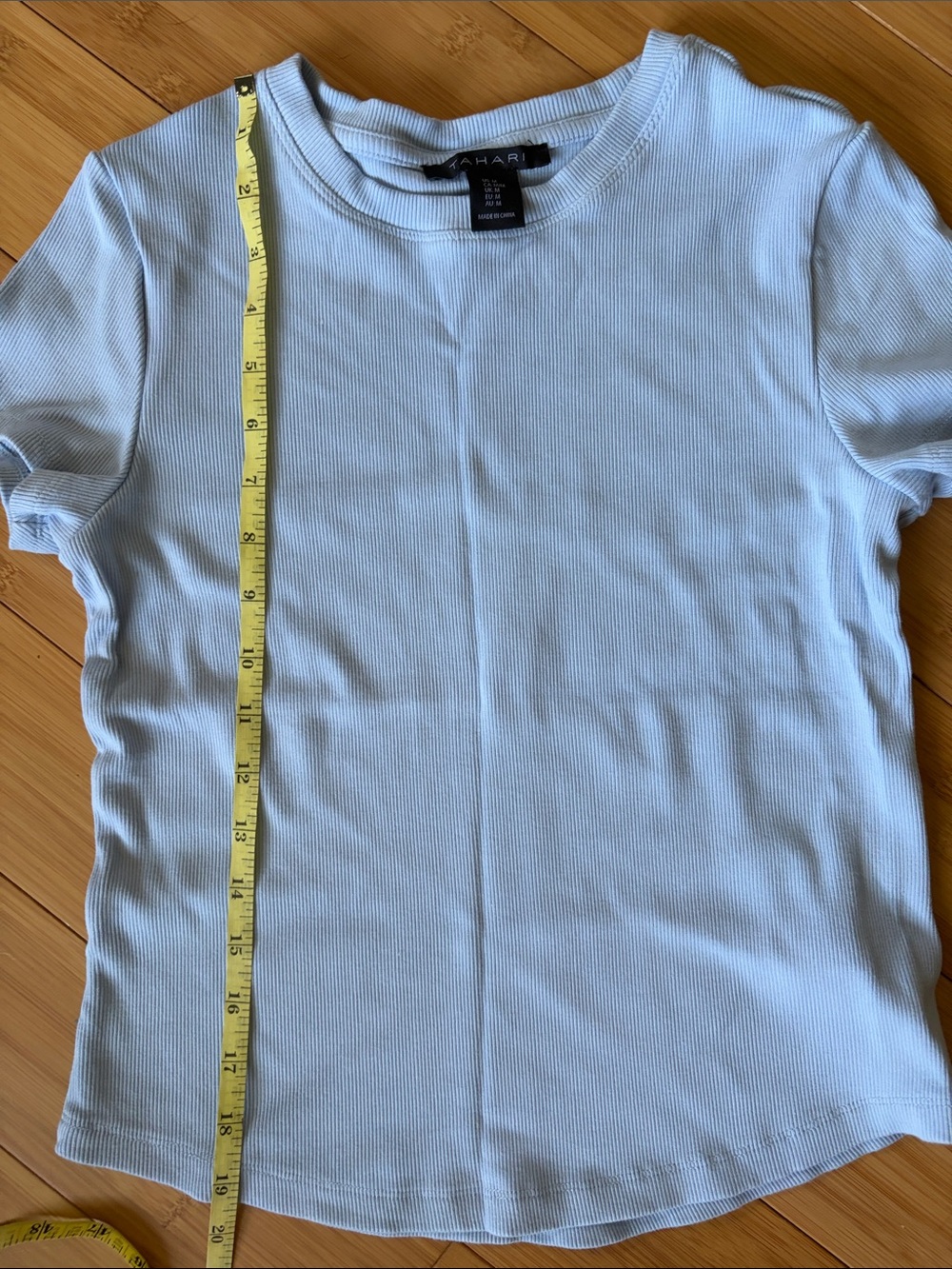 Tahari T-shirt
